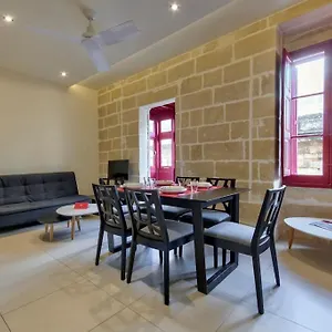 Vallettastay - Lucky Star Two Bedroom 203 , Valletta Malta